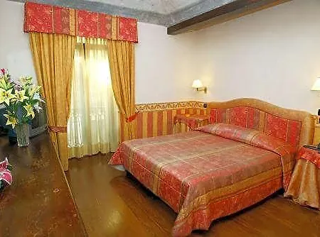 Due Mondi 3*